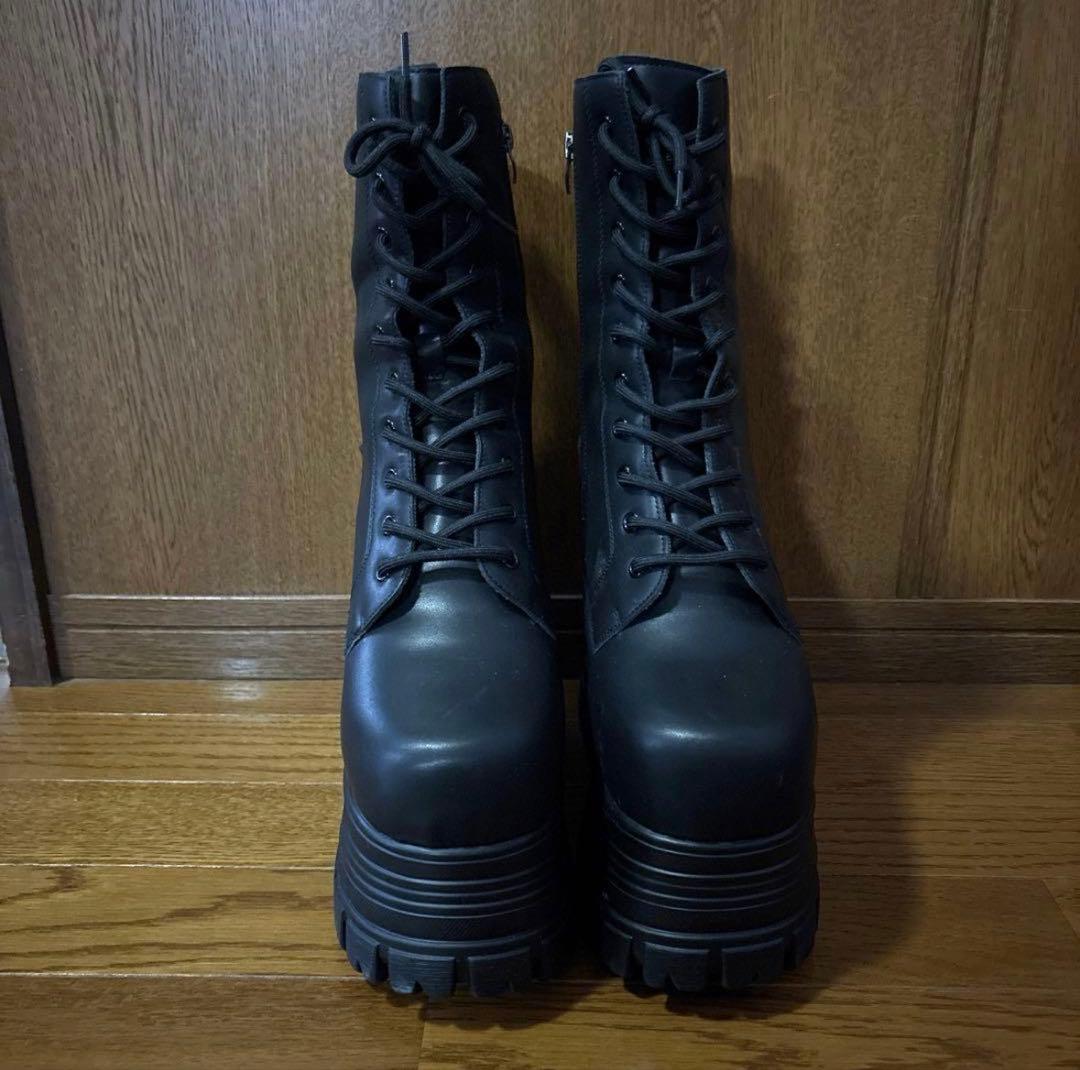 コスプレ 22cm厚底 シークレットブーツ 黒 白
