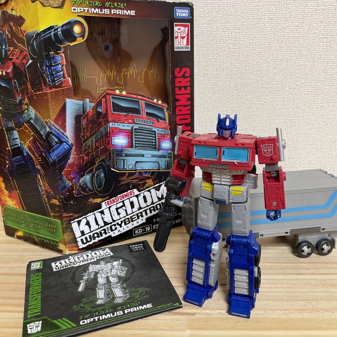 KD-19 オプティマスプライム with トレーラー　トランスフォーマー