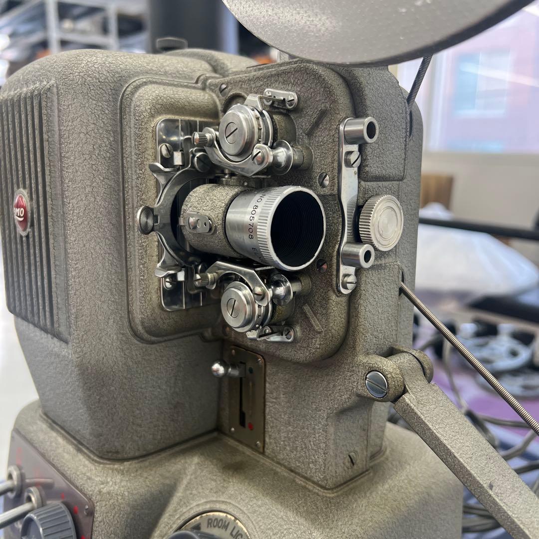ELMO E-80 映写機　動作品　訳あり