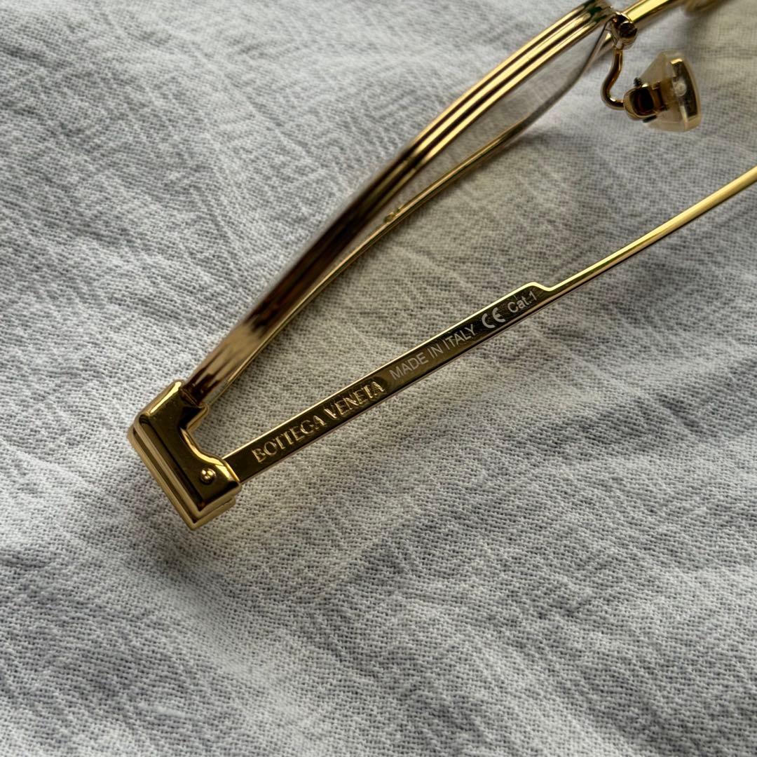 レア　BOTTEGA VENETA Gold Frame Sunglasses