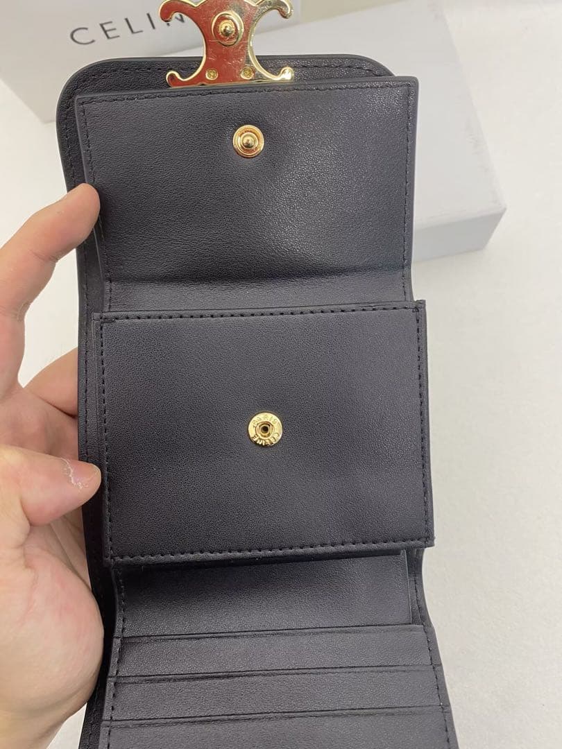 CELINEブラック三つ折り財布