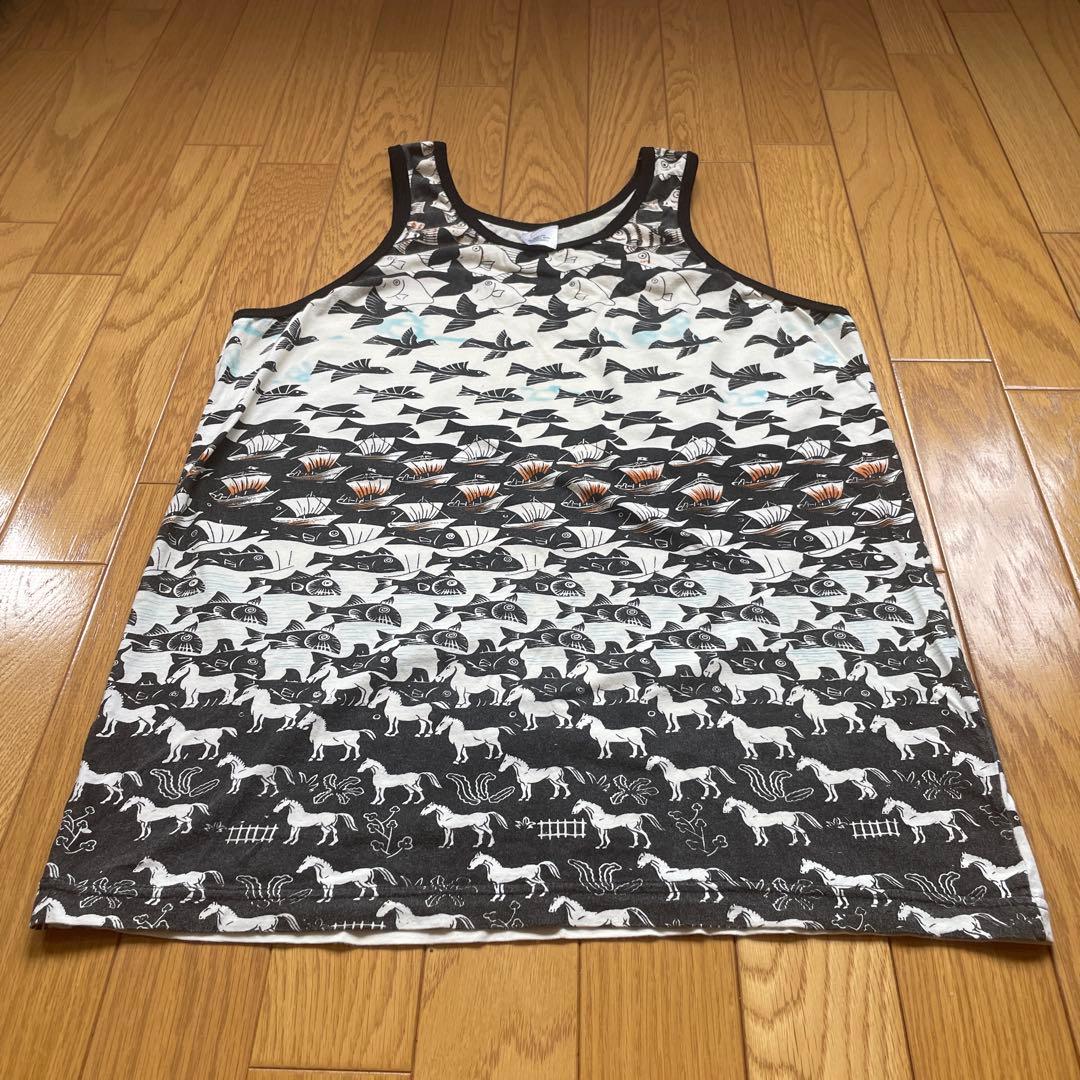 古着　菅田将暉　Escher エッシャー柄　　　　　　　　　タンクトップ