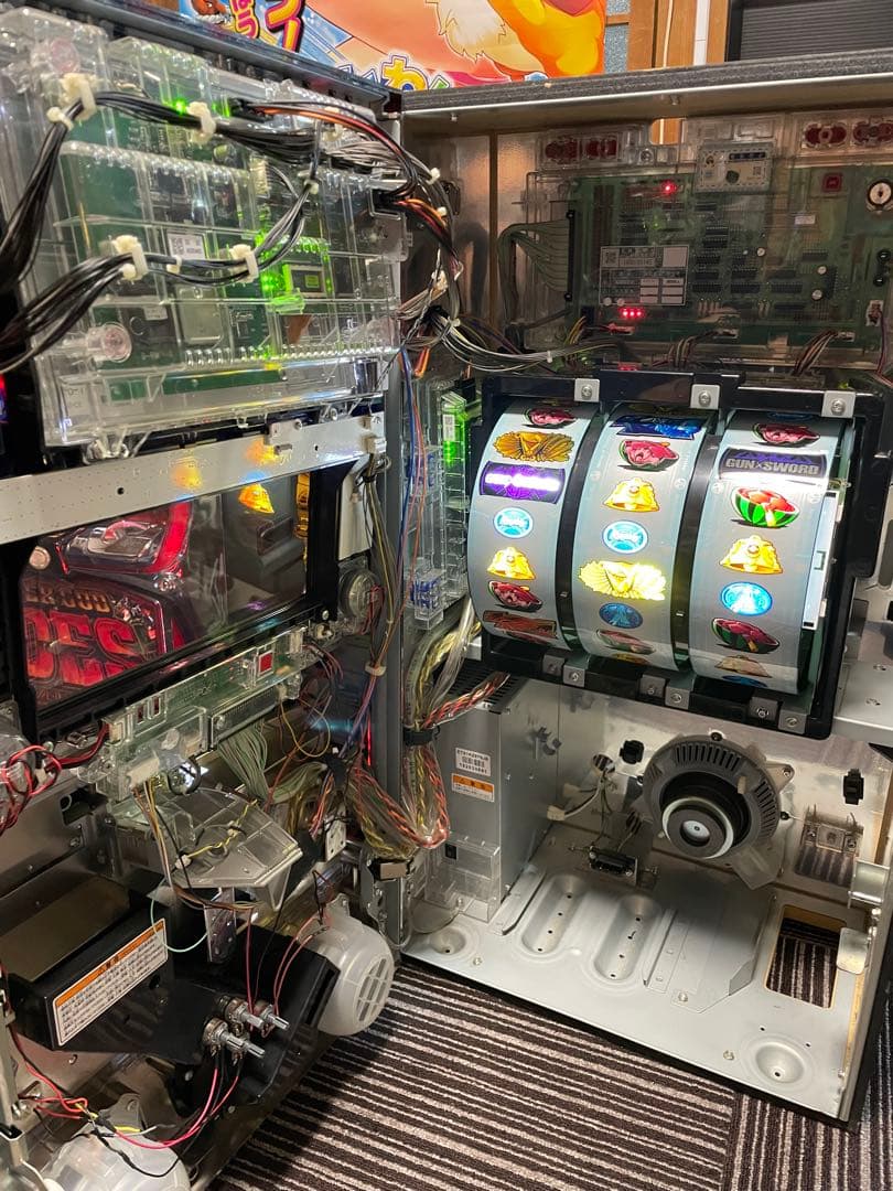 【すし】パチスロ 実機 ガン×ソード