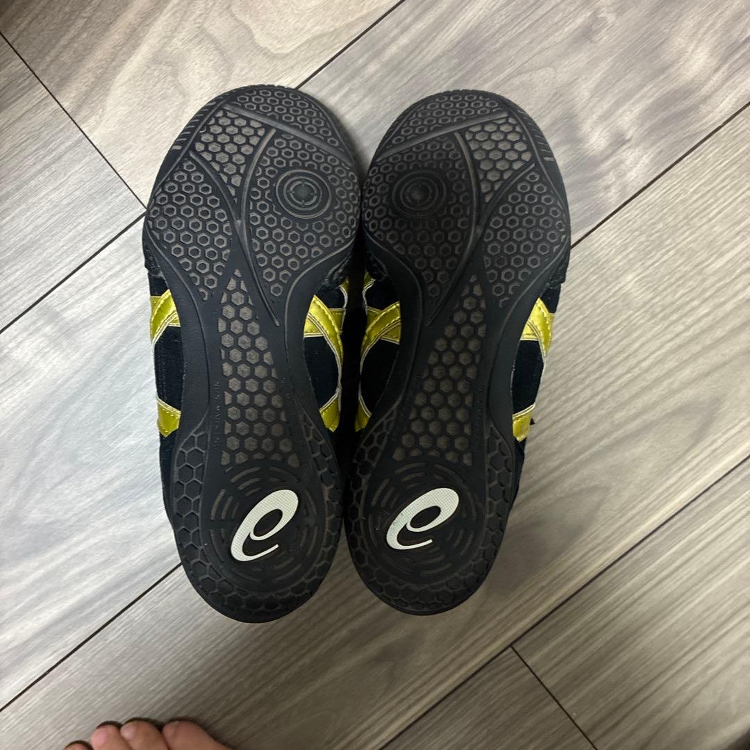 ASICS ボクシングシューズ 黒/金