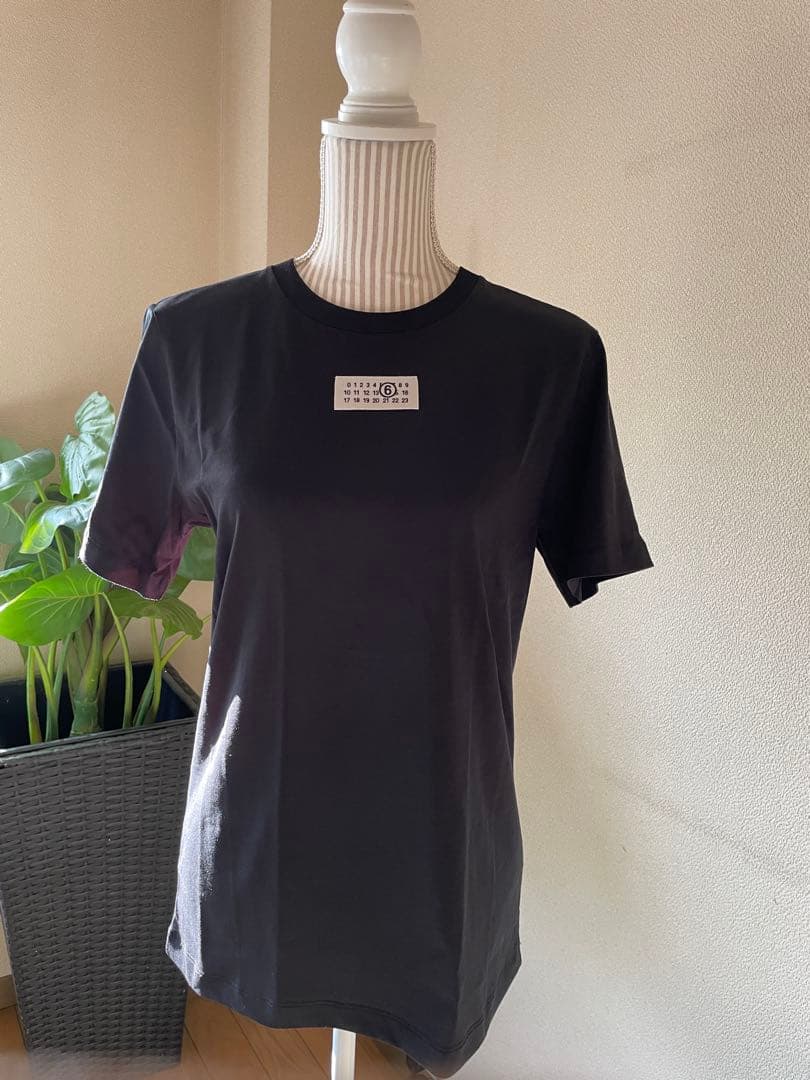 新品未使用✨MM6 Maison MargielaマルジェラロゴブラックTシャツ