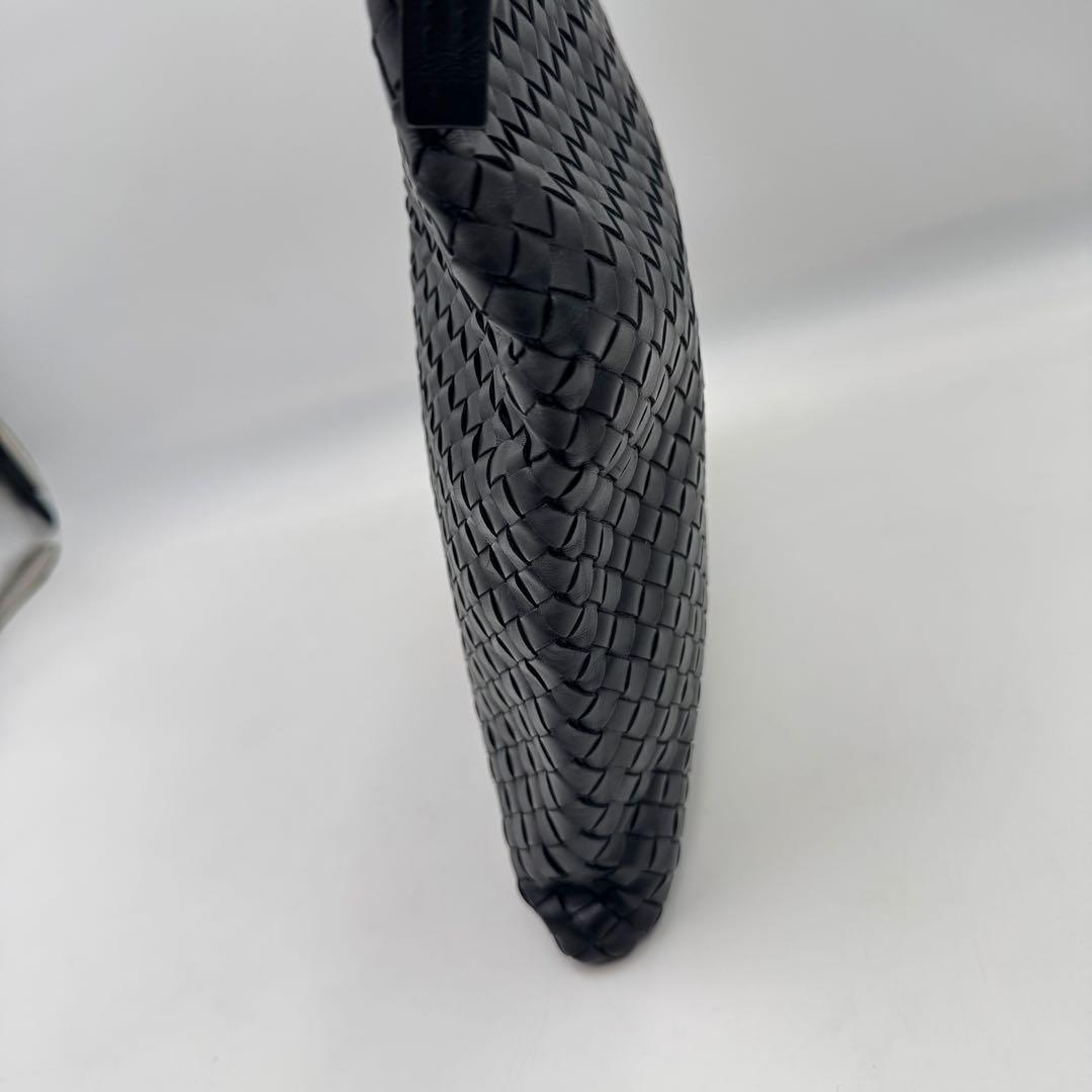 美品✨BOTTEGA VENETA ショルダーバッグ　ブラック　レザーA4収納