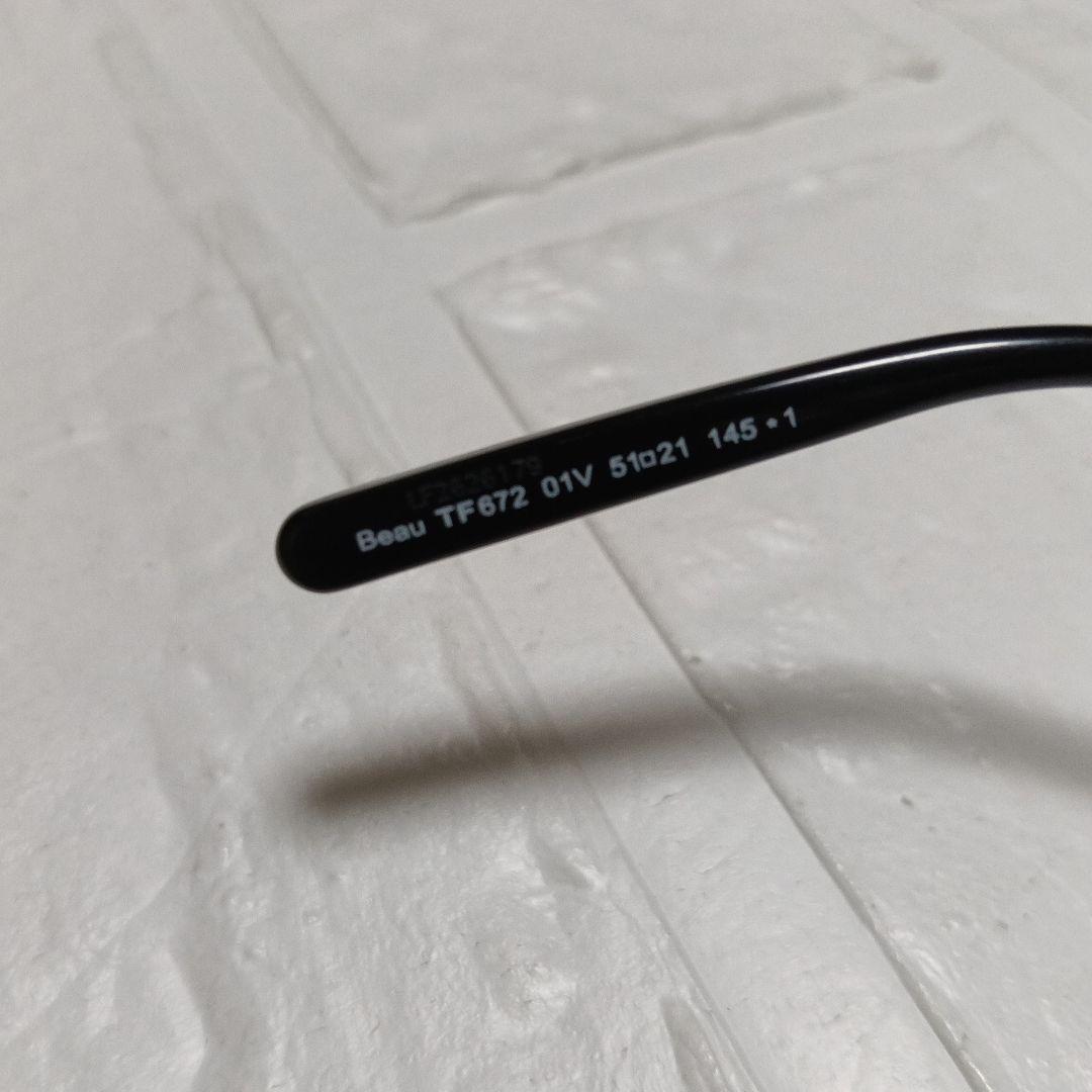 TOM FORD サングラス　TF672 01v
