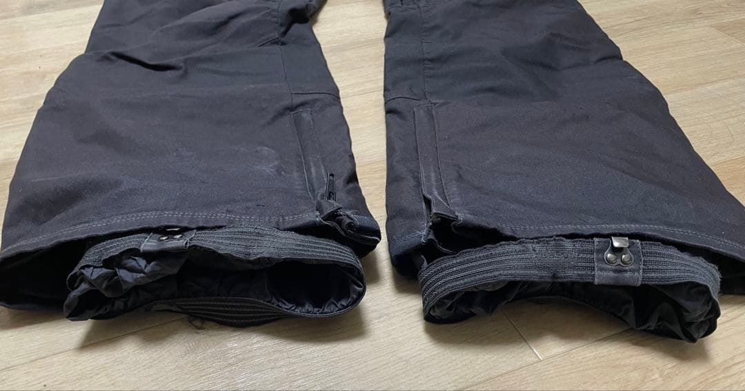 BURTON スノーボードウェア　ビブパンツ　M 黒