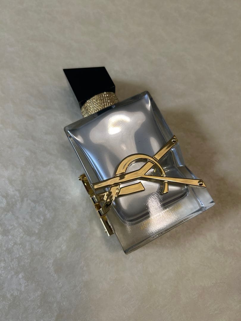 YVES SAINT LAURENT BEAUTE リブレラプソリュ プラチナム