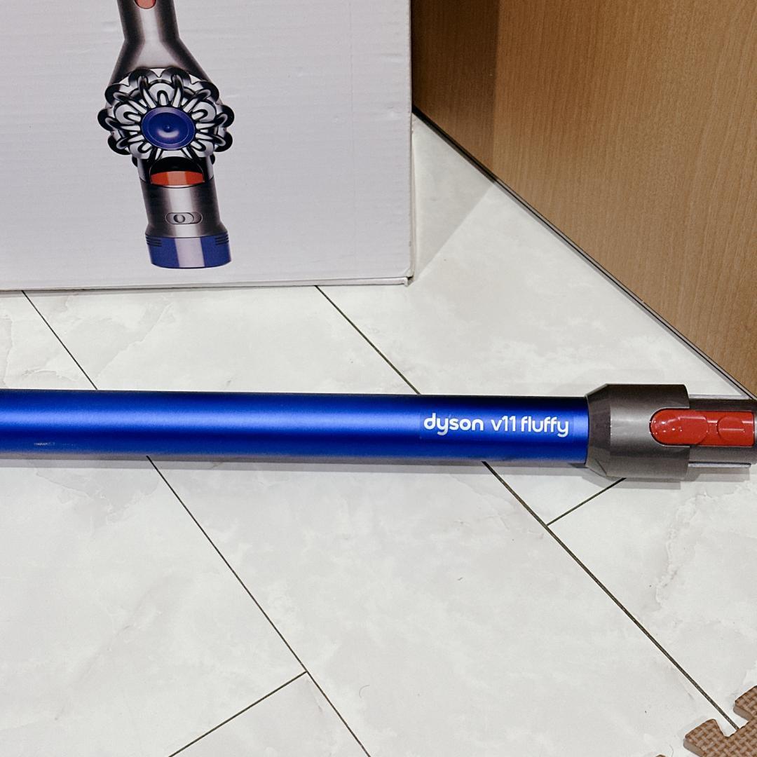 専用予約済み【良品】Dyson V7 Mattress HH11 COM 掃除機