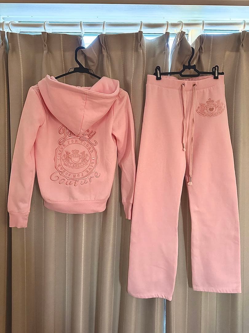 【AAAさま専用】Juicy Couture セットアップ