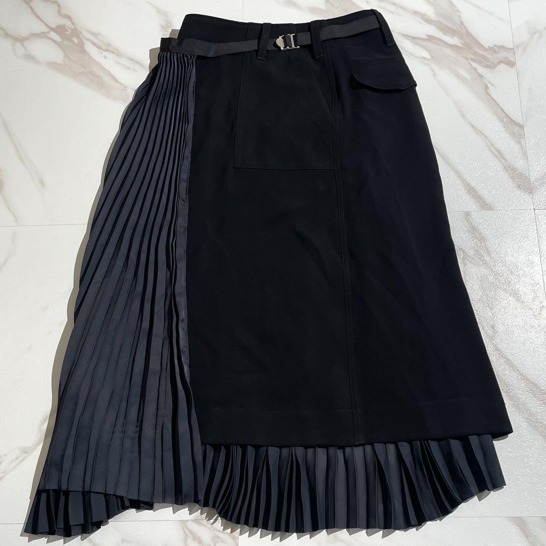 Sacai ブラック　ギャザー プリーツ切り替え アシンメトリースカート