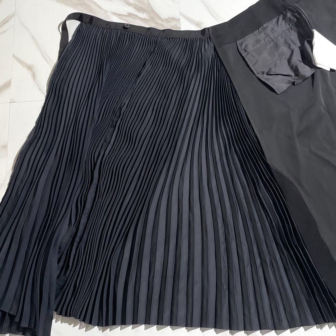 Sacai ブラック　ギャザー プリーツ切り替え アシンメトリースカート