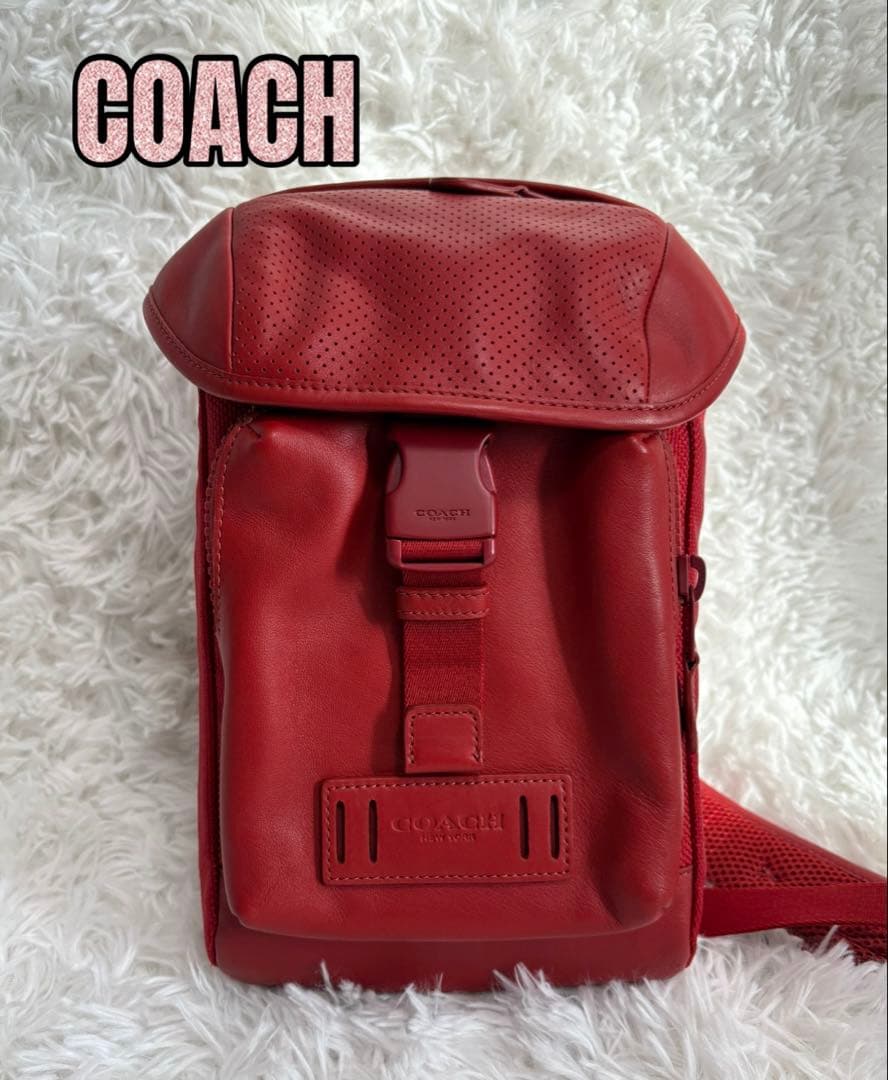 美品 COACH レンジャー ミニパック ボディバッグ 赤