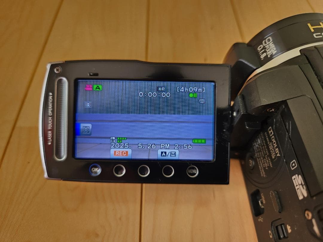 【美品】JVC Everio GZ-HM400B ビデオカメラ　バッテリー2個付