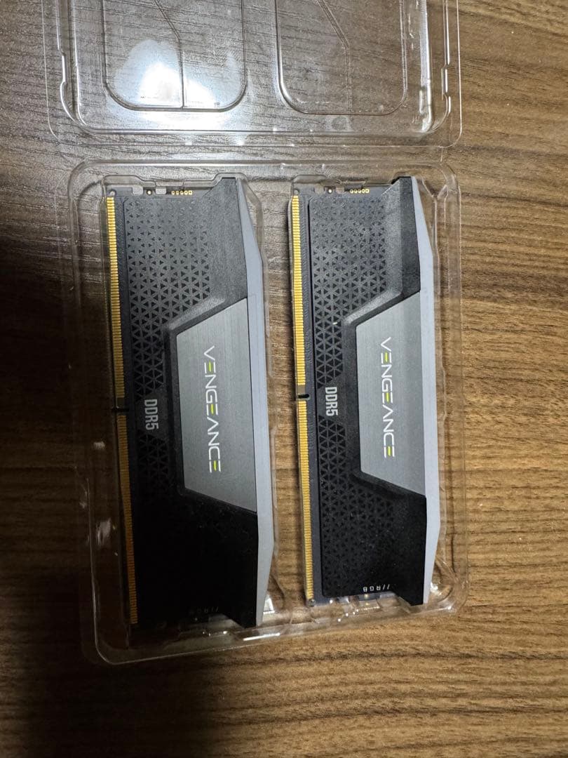 メモリー Corsair vengence DDR5-6000MHz 16x2 32GB