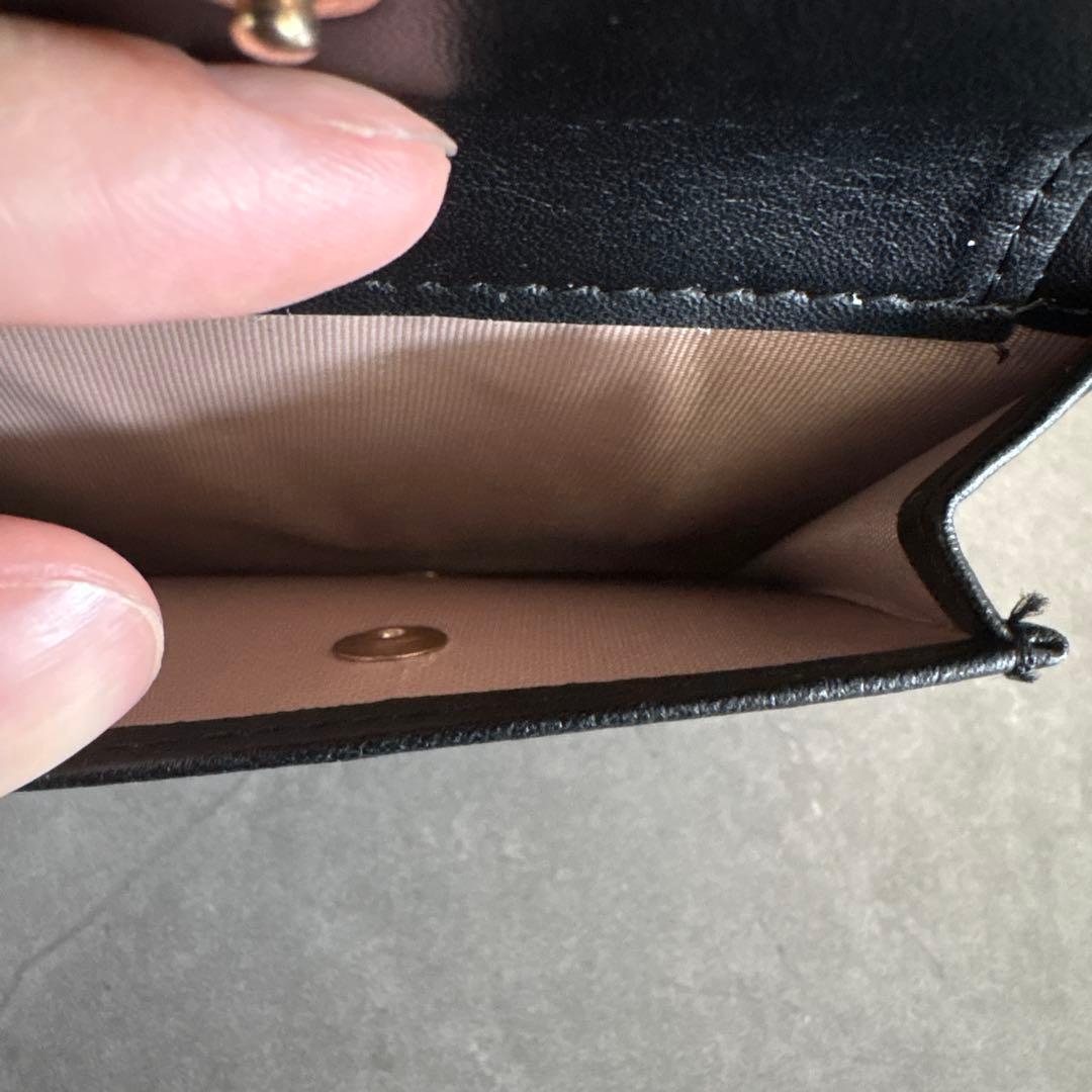 MIU MIU/二つ折り財布/ブラック/美品/格安/最終値下げ