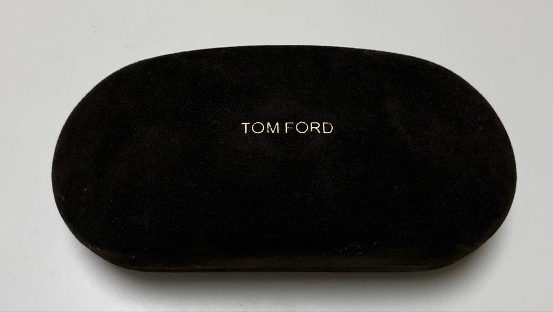 【美品】TOM FORD サングラスERIN TF0466 05N