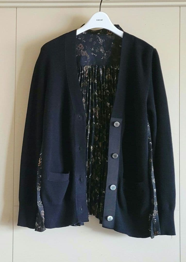 sacai 21AW 美品 53,000円程 バックプリーツ カーディガン