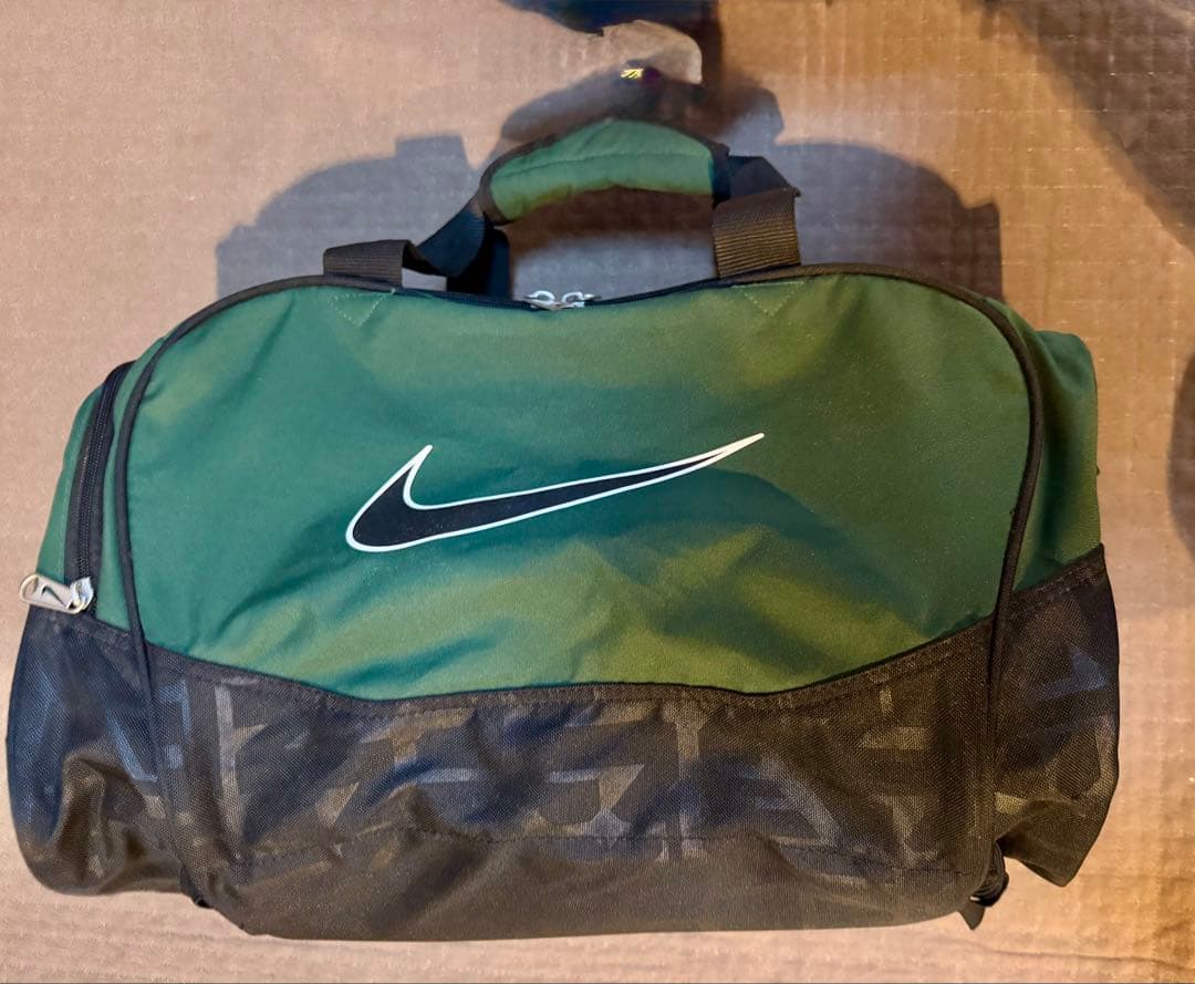 【値下げ！　美品】　NIKE(ナイキ) ボストンバック
