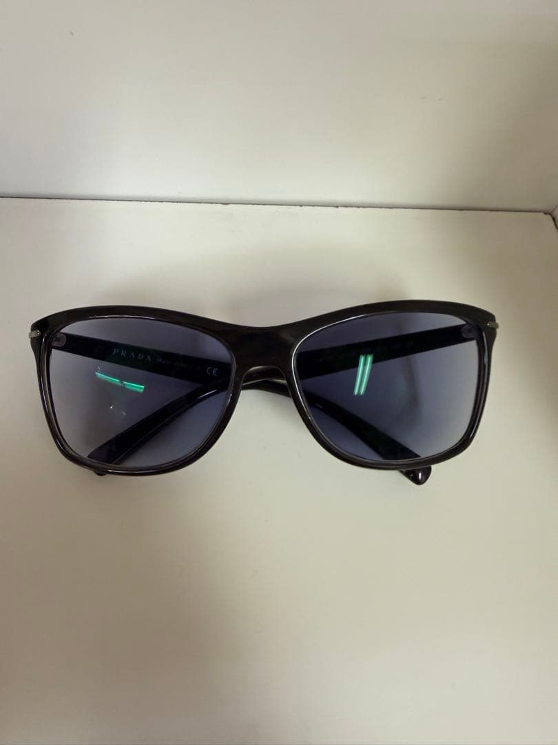 PRADA 調光グレー サングラス プラダ　度なし　お値引依頼機能ok