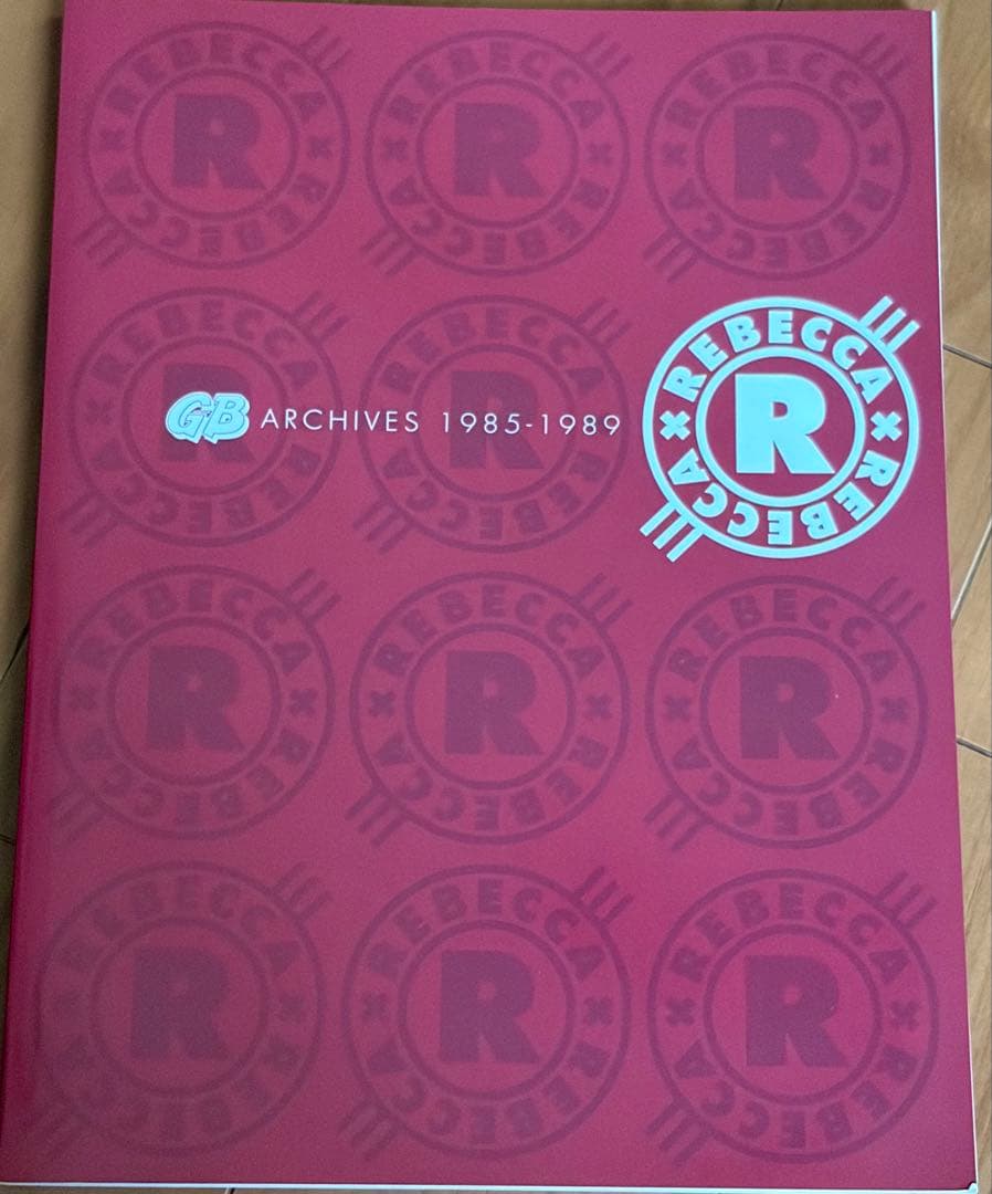レベッカ 「REBECCA ARCHIVES」 書籍+DVD 中古品　送料無料
