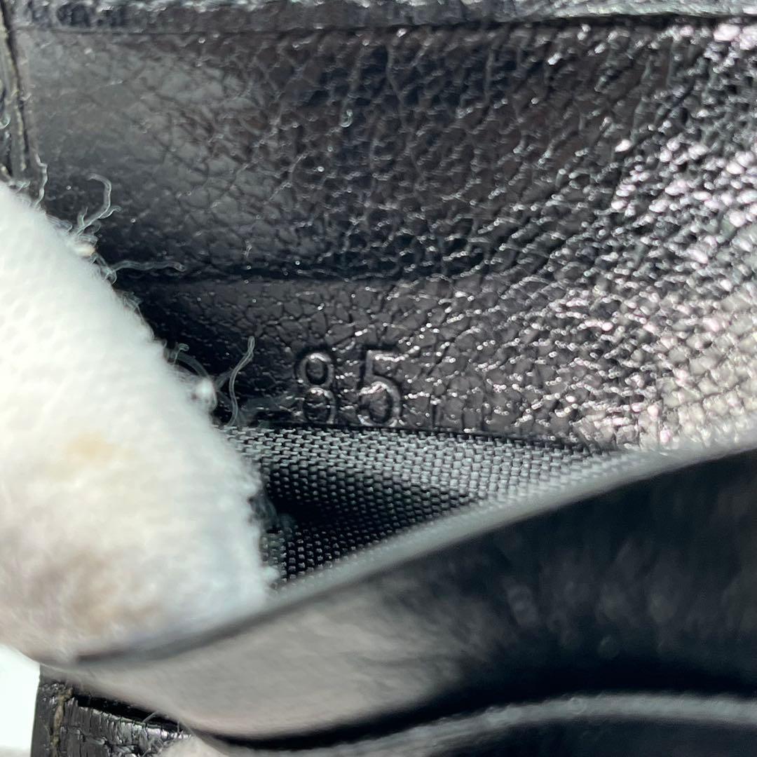 PRADA 二つ折り財布 トライアングルロゴ レザー ブラック 男女可能