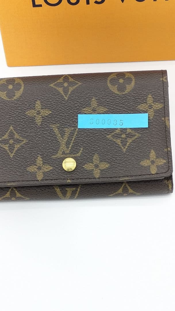 Louis Vuitton ポルトモネビエ・トレゾールモノグラム