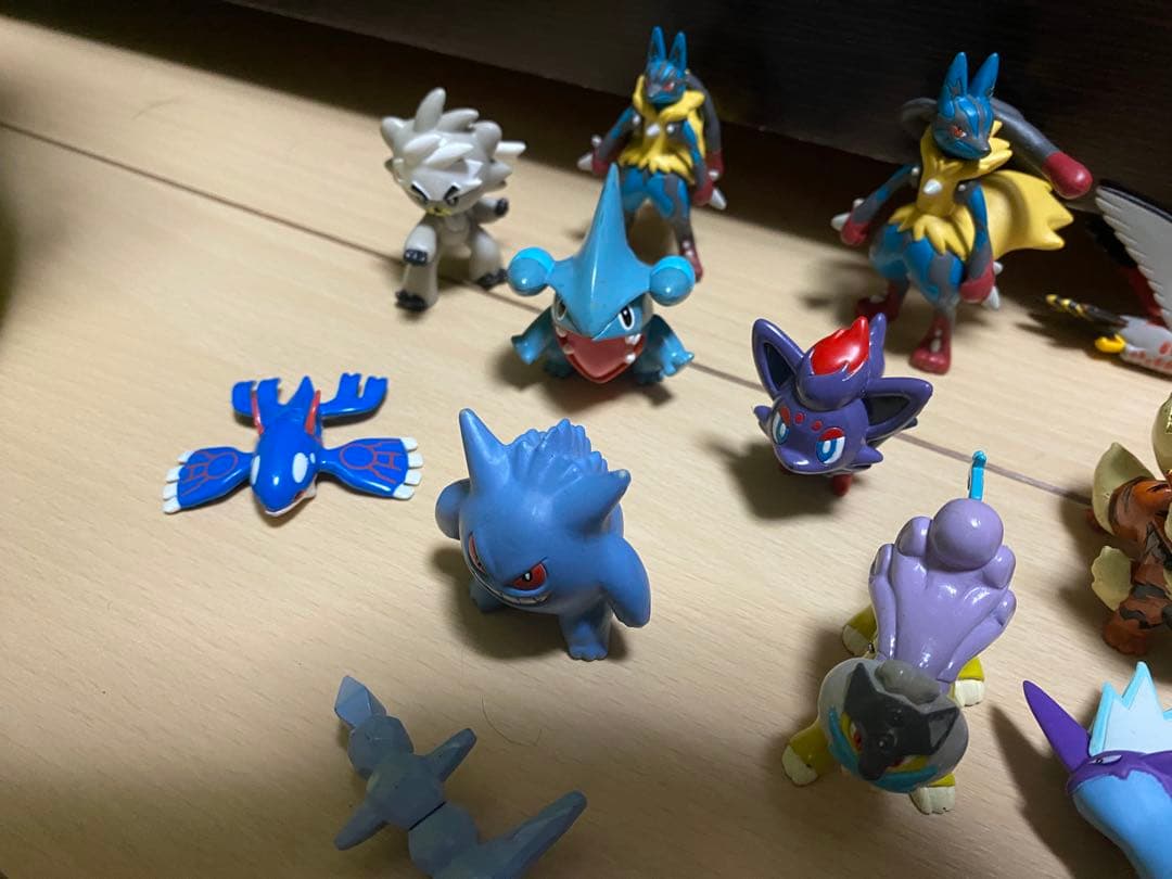 ポケモン モンコレ　フィギュア　まとめ売り　フカマル　ゾロア　ウインディ