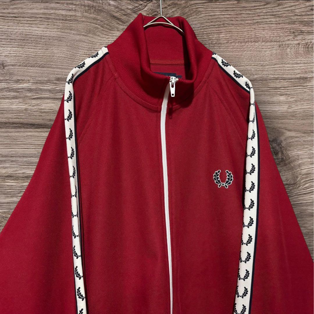 FRED PERRY フレッドペリー トラックジャケット レッド ジップアップ