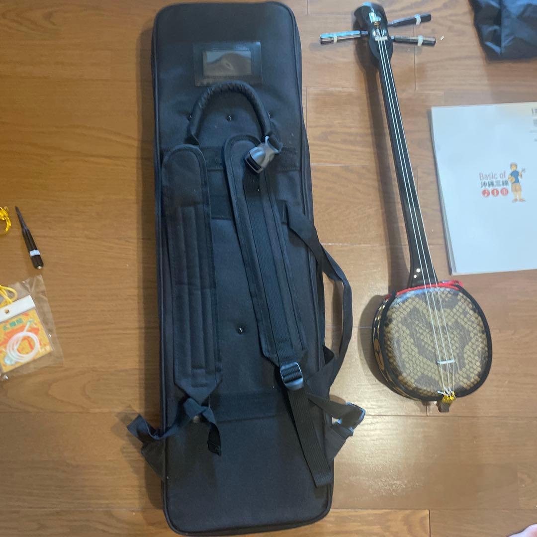 三味線 和楽器　人工皮沖縄三線 初心者セット　海の声・楽譜付き