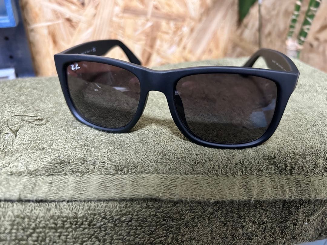 Ray-Ban RB4165 サングラス