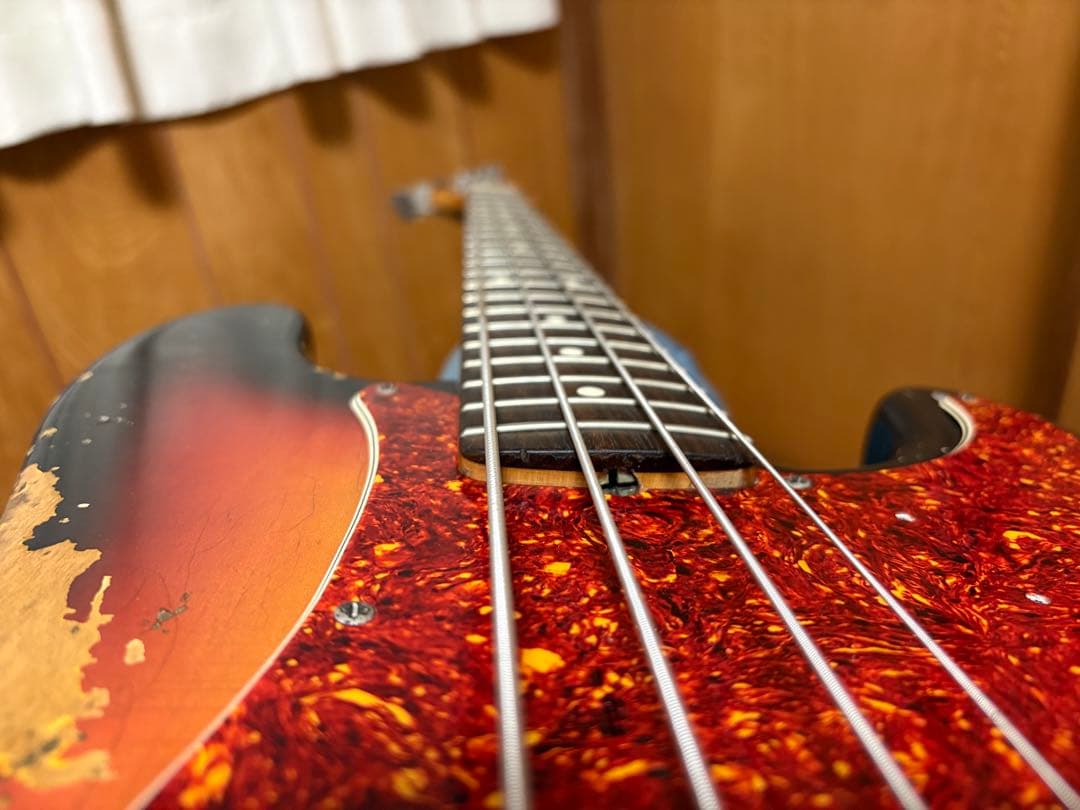 1990年FenderUSA American Vintage bass 62