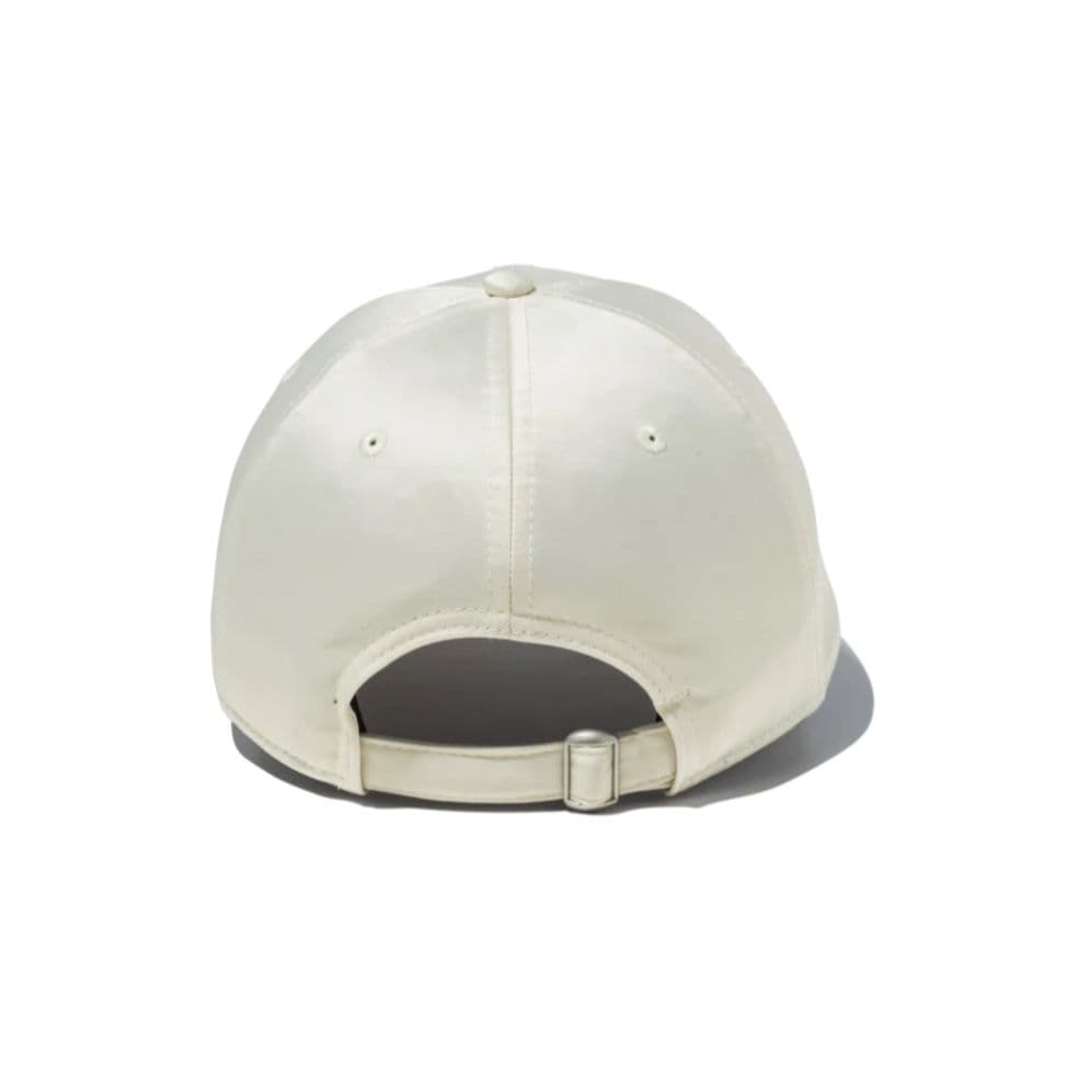 【新品タグ付】NEWERA ニューエラ White Day ラインストーン