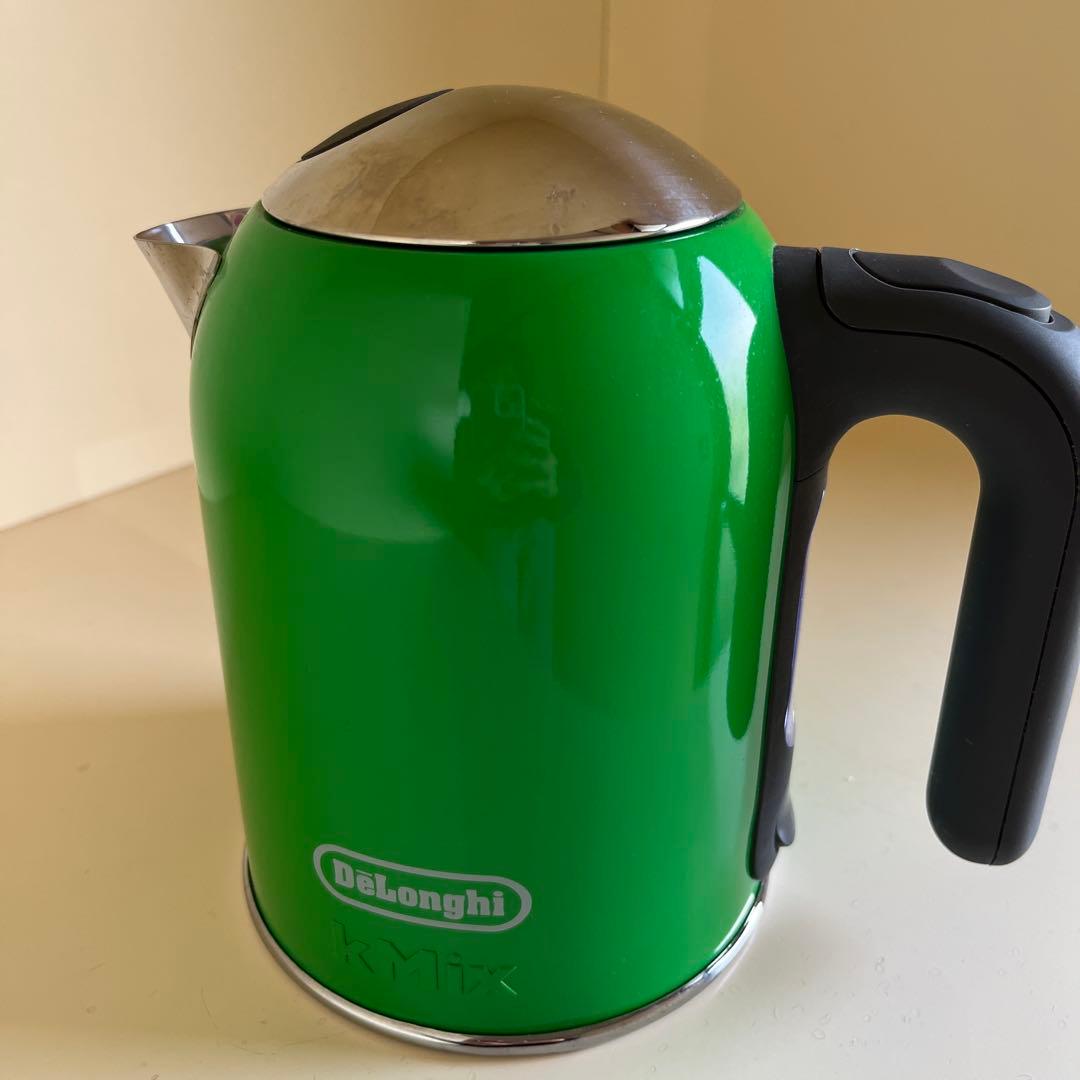 DeLonghi kMix デロンギ グリーン 電気ケトル 箱付き