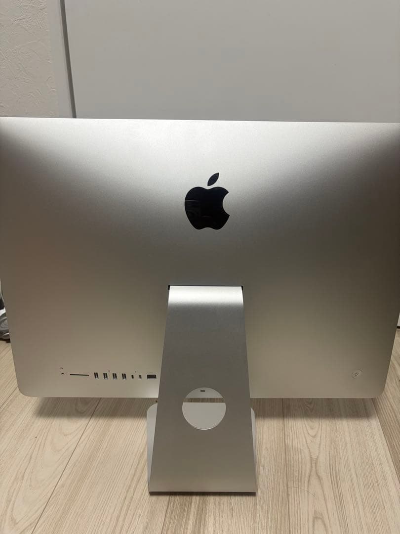 iMac 21.5インチ 2017 / メモリ32GB / GPU 4GB