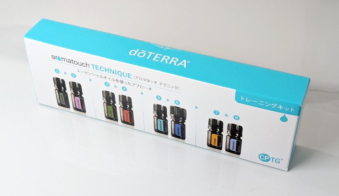 新品未開封　doTERRA アロマタッチテクニックセット5ml×８本