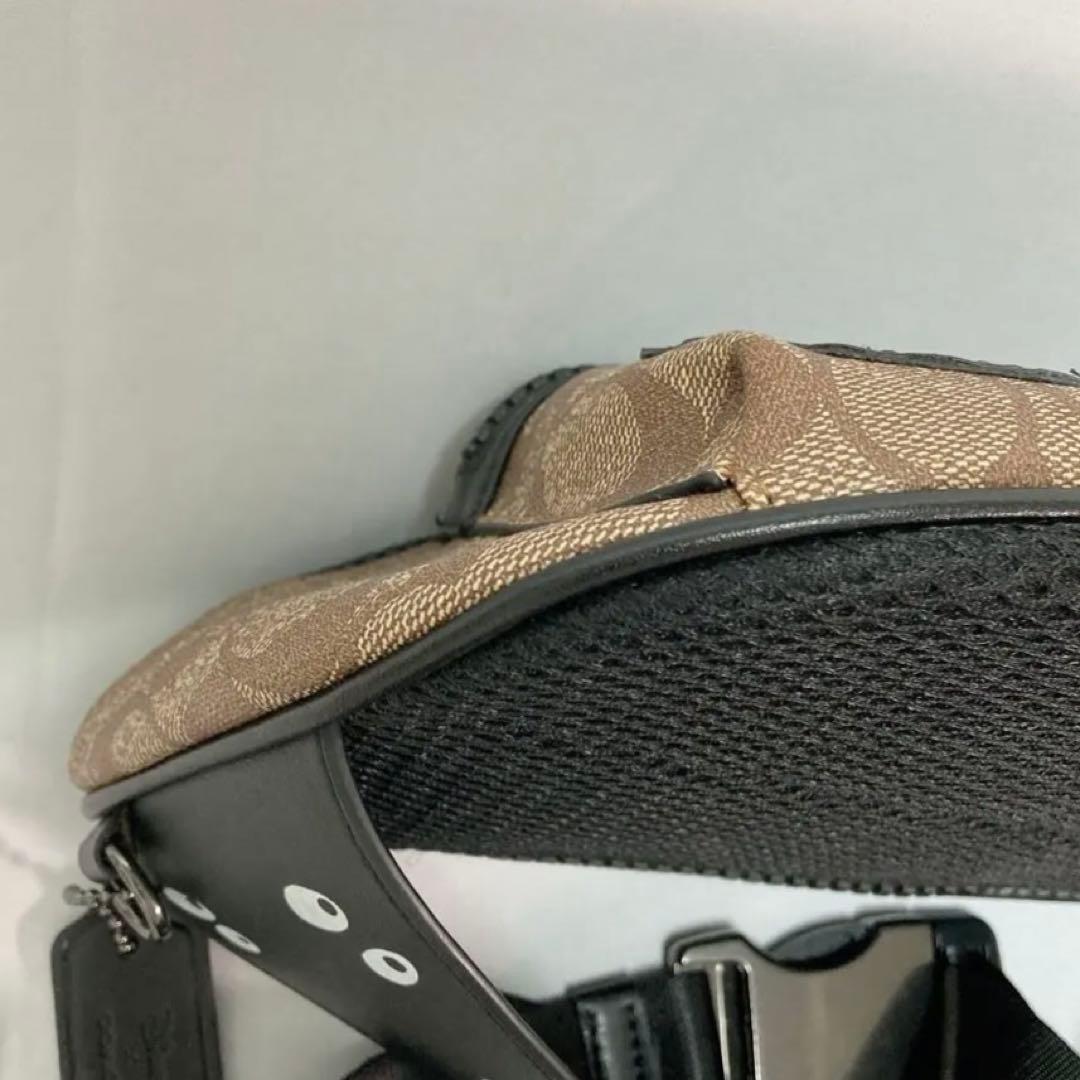 【美品】COACH コーチ ボディバッグ ディズニーコラボ 白雪姫 F72952