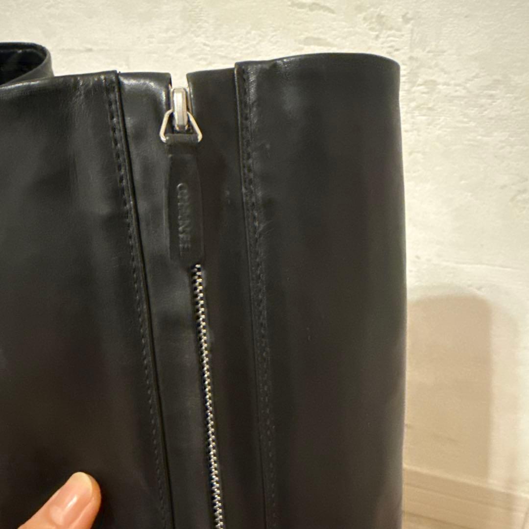 CHANELブラックレザーロングブーツ