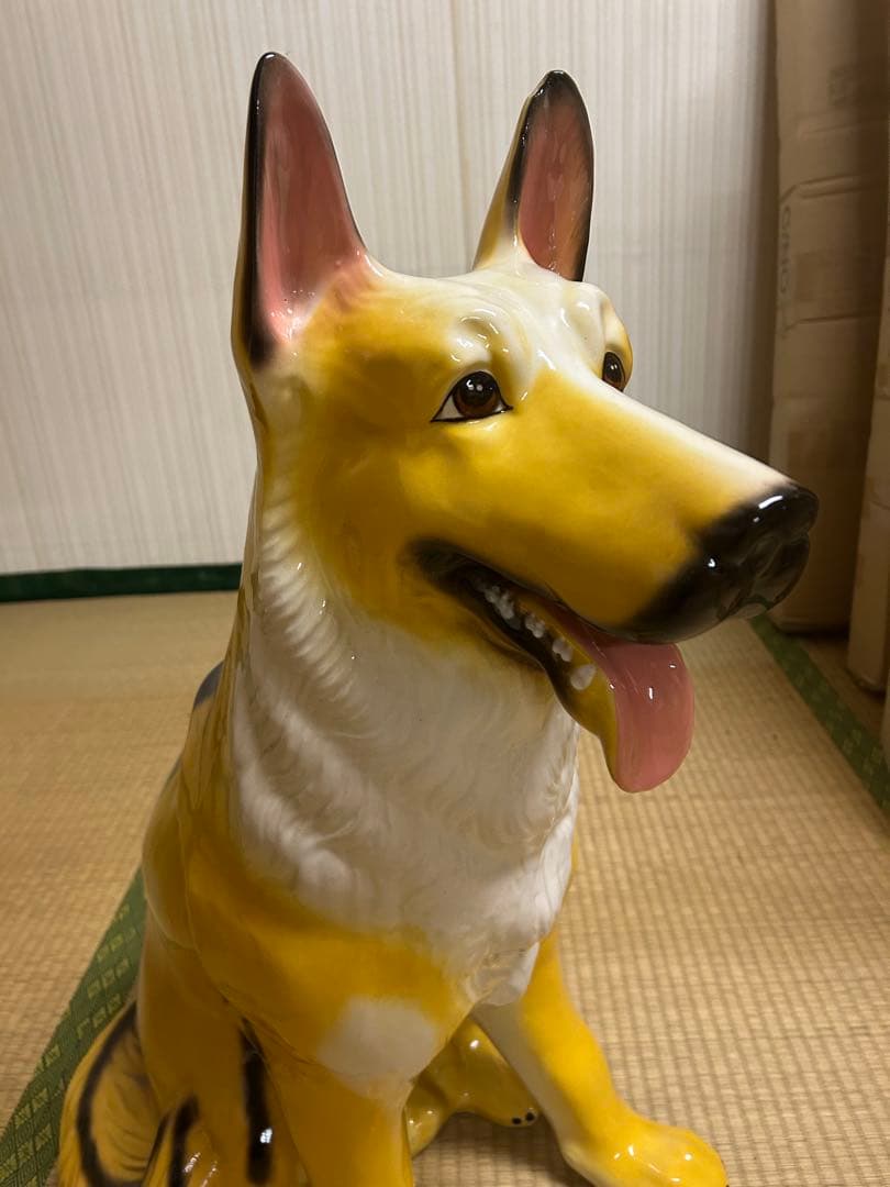 シェパード　陶器　置き物　新品　 メルカリ祭