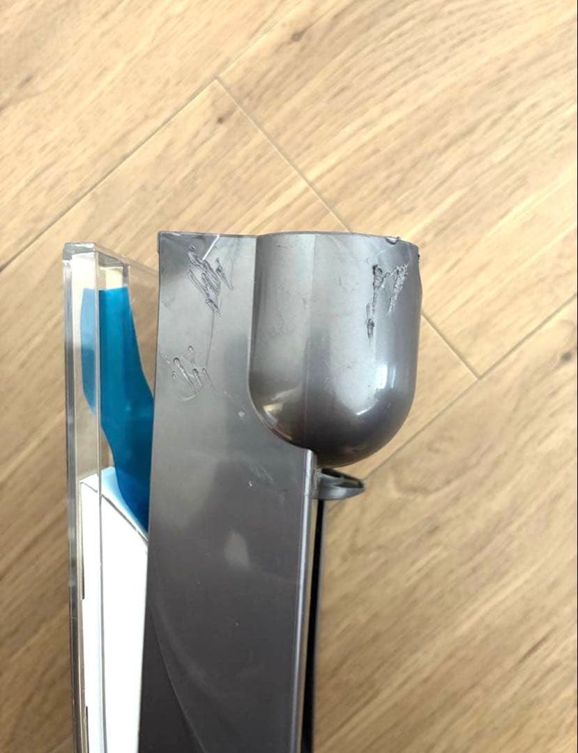 Dyson V10 Fluffy ダイソン