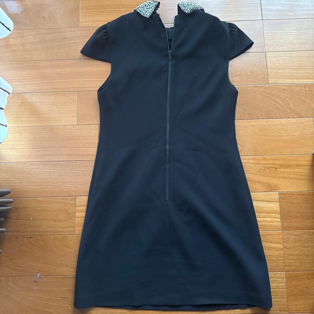 alice + olivia 黒 ビジュー付き襟 半袖ワンピース
