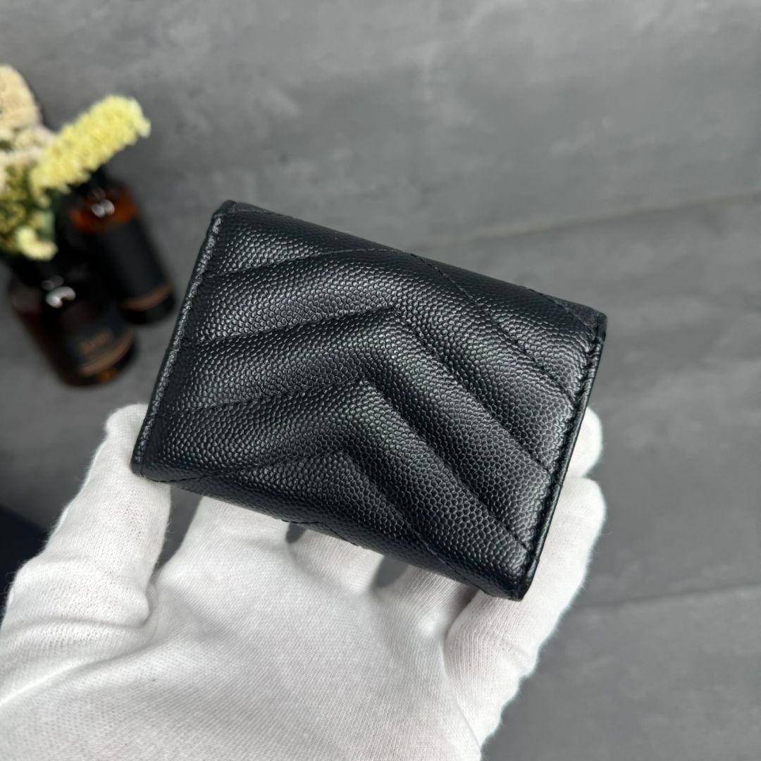 ★美品★サンローラン 三つ折り財布 Vステッチ キャビアスキン YSL ブラック