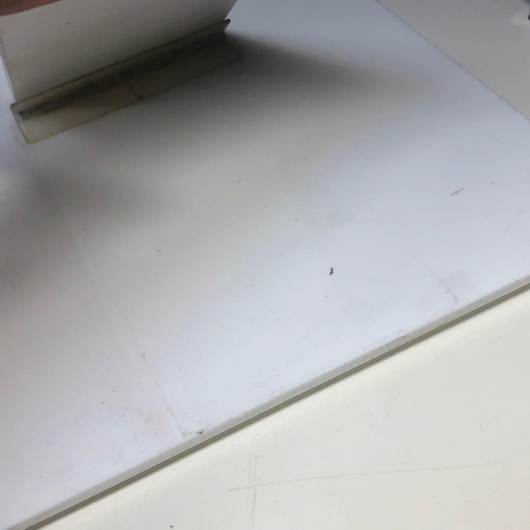 マクドナルド　おとなりへどうぞ　看板