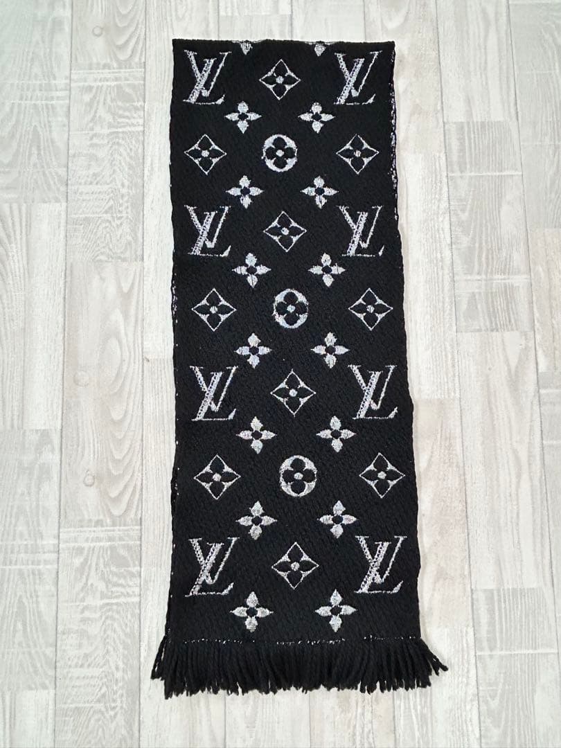 【Louis Vuitton】エシャルプロゴマニアシャイン ノワール