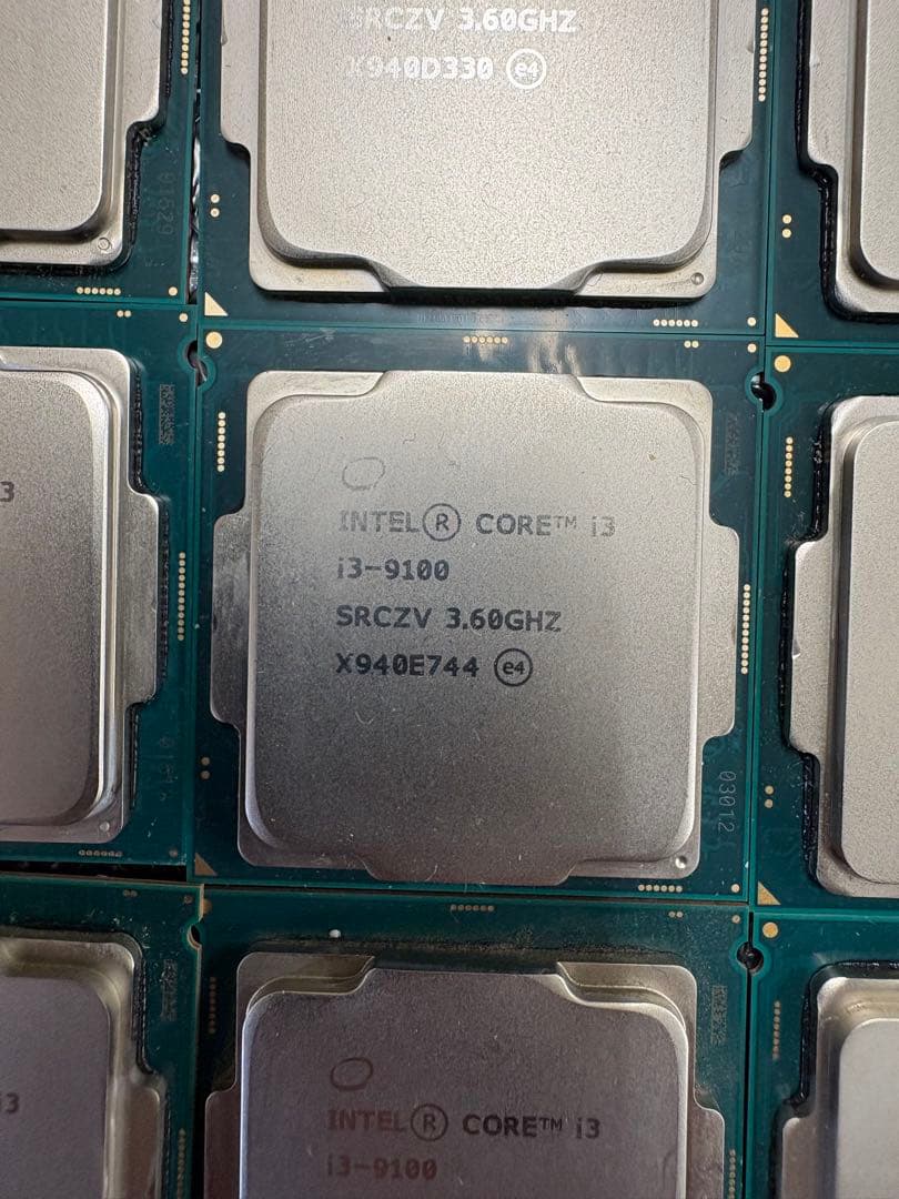 Intel CPU Core i3-9100 17個セット