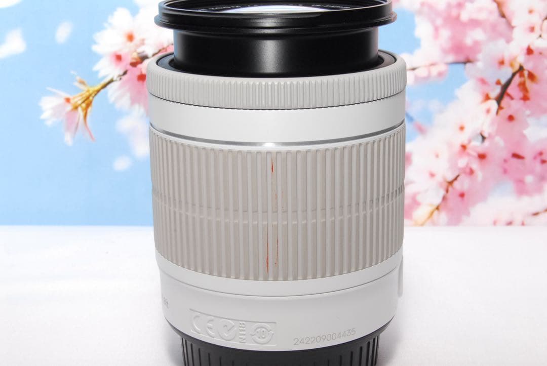 3連休限定価格❤️Canon Kiss X7❤️ホワイト❤️ダブルレンズキット