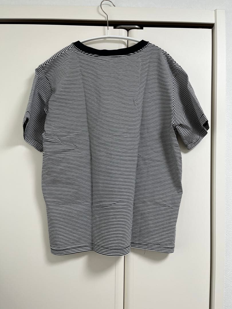 OUR　アワーホーム　綿100%きれいめボーダーTシャツ　ブラック