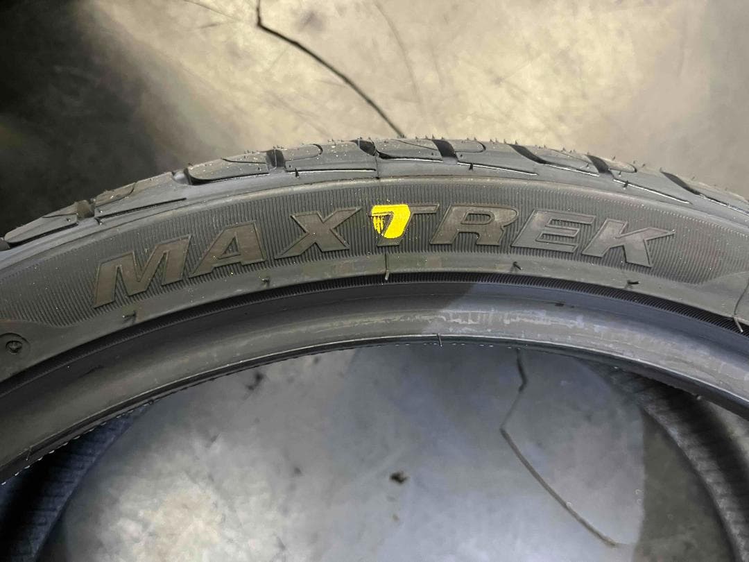 225/35R20 2本 マックストレック ローダウン 引っ張りハイエース