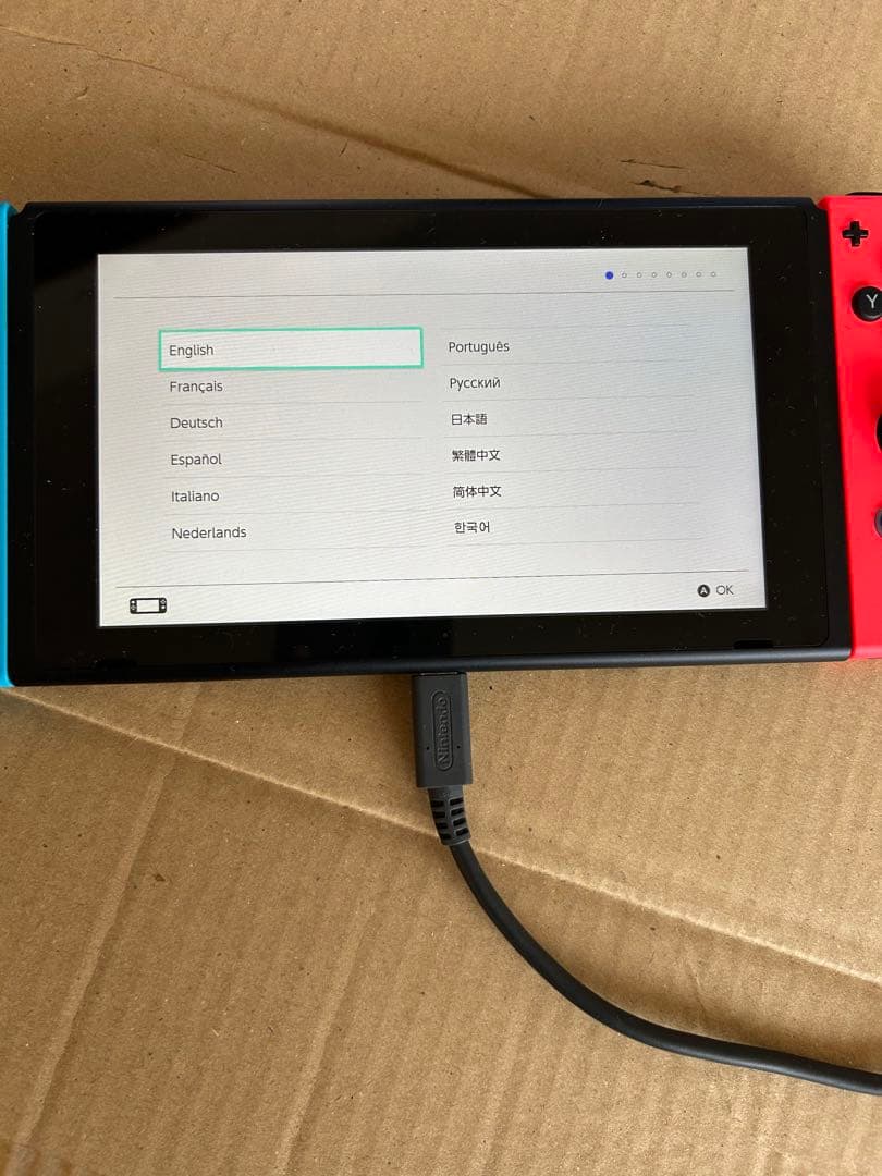 禁煙環境　Nintendo Switch 本体 ネオンブルーネオンレッド